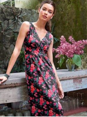 Garnet Hill Black Floral Rose Maxi Dress NWOT Size 6
